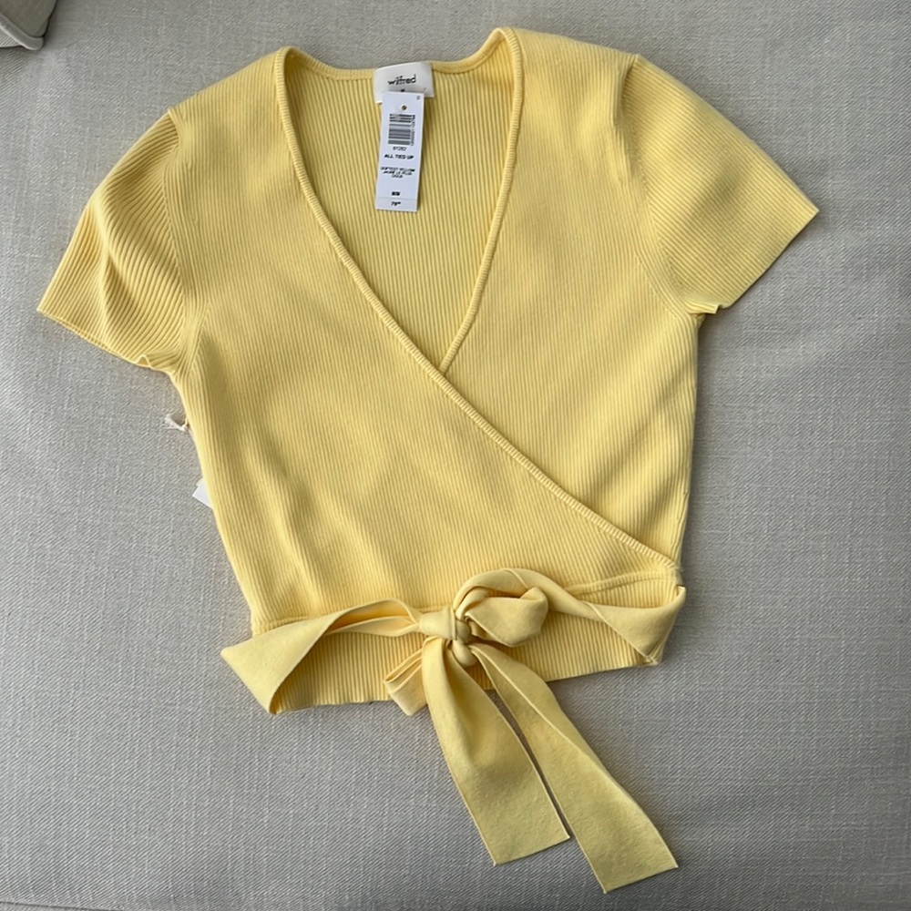 Wilfred Sweater Wrap Top NWT